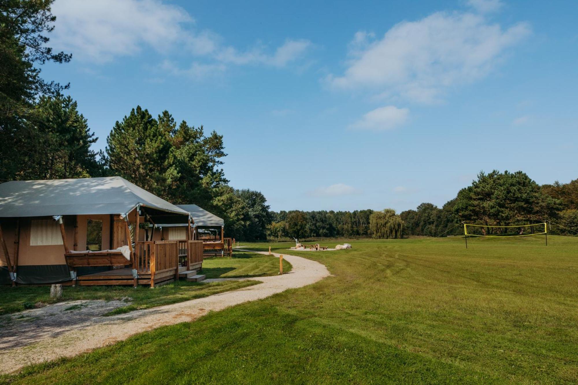Glamping Lodge With Eco-Wellness Зеволде Экстерьер фото