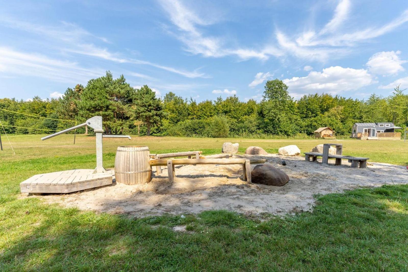 Glamping Lodge With Eco-Wellness Зеволде Экстерьер фото